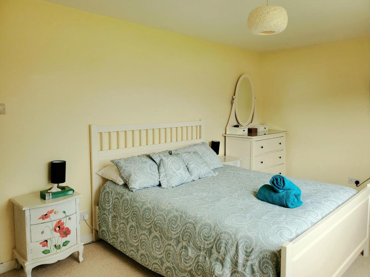 Ceol Na Ron - First Line Of The Beach Kirkton Экстерьер фото